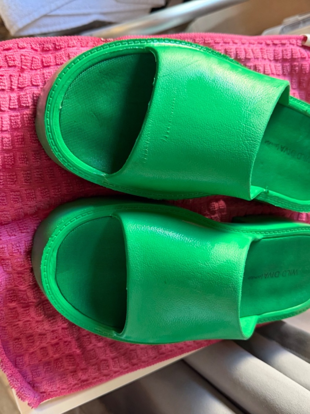 Chunks green platform - Picture 2 of 4